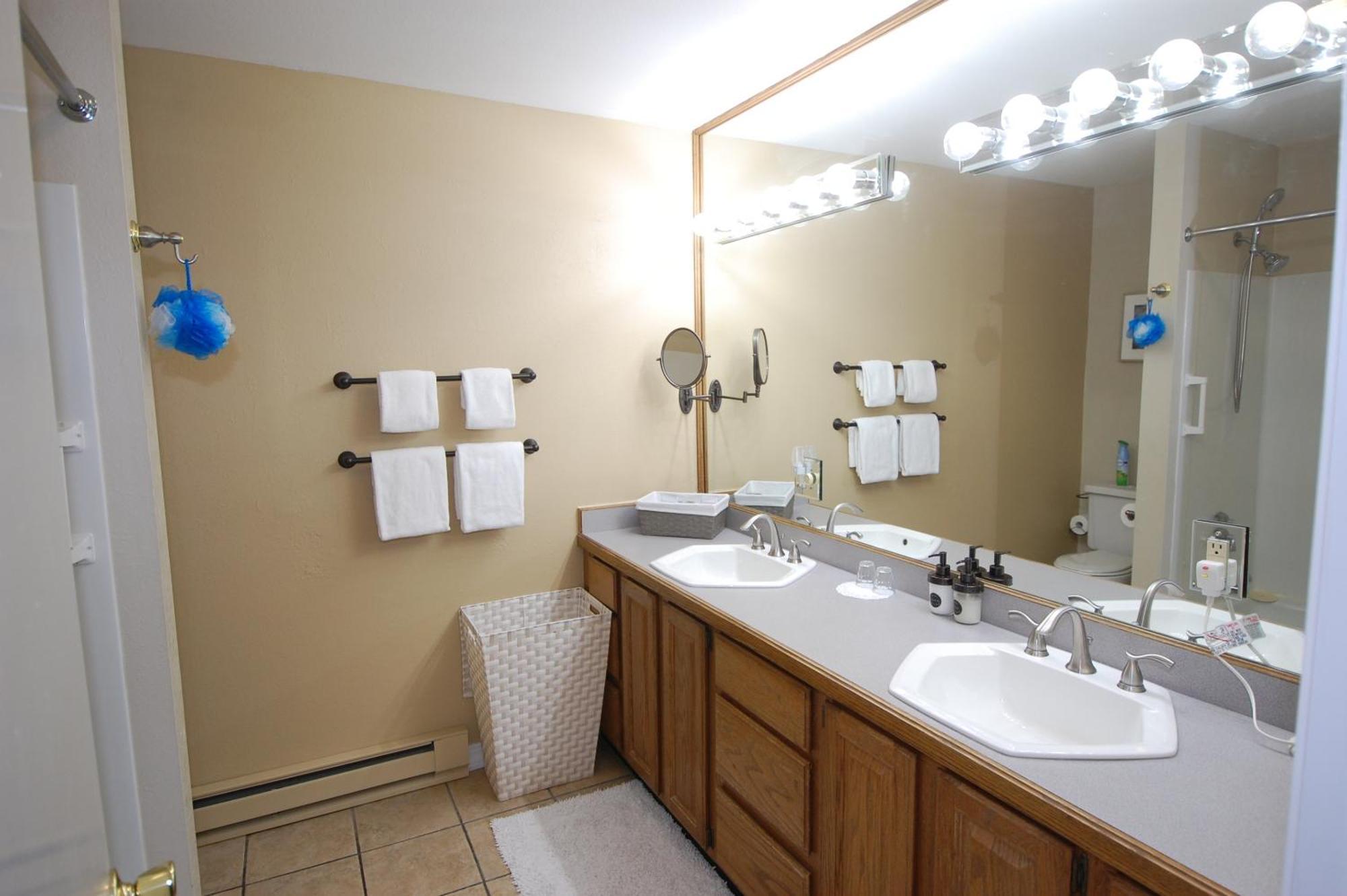 Shaker Mill Inn West Stockbridge Bagian luar foto