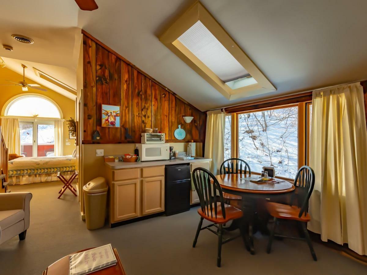 Shaker Mill Inn West Stockbridge Bagian luar foto