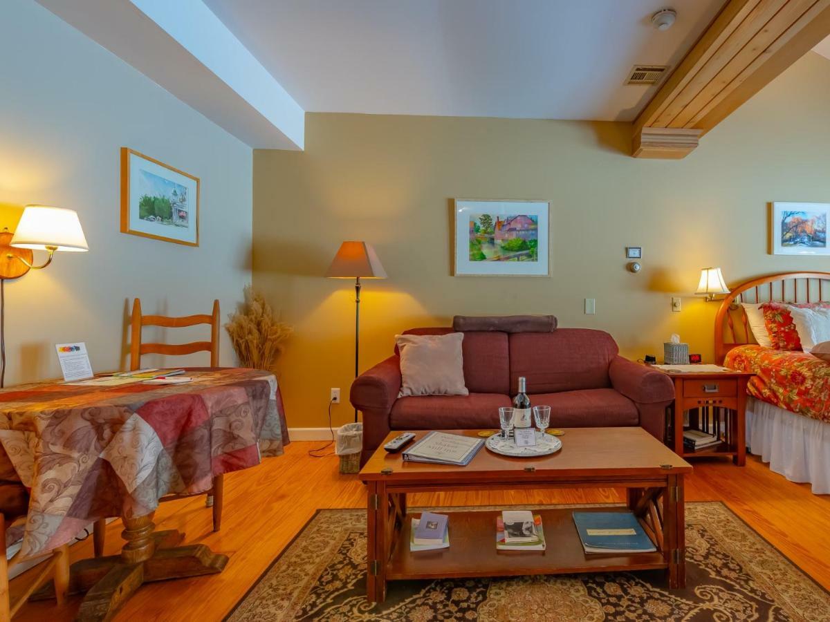 Shaker Mill Inn West Stockbridge Bagian luar foto